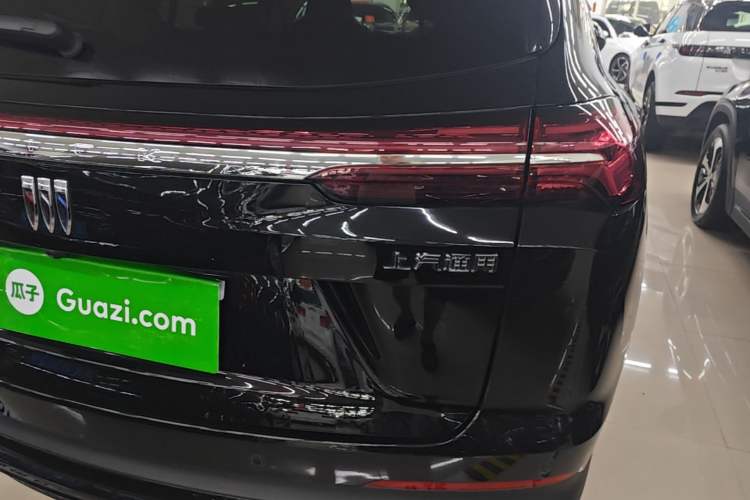 Used Buick Envision 2025 Encore Plus 28T Two-Wheel-Drive Platinum Edition Right Rear Taillight