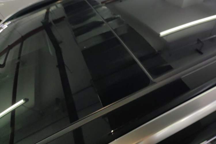 Used Buick Envision 2025 Encore Plus 28T Two-Wheel-Drive Platinum Edition Roof