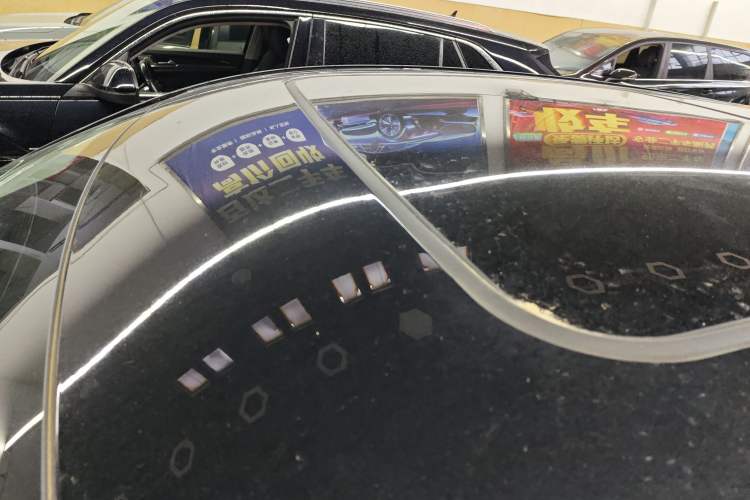 Used Buick Envision 2025 25T Entry-Grade Platinum Edition Roof