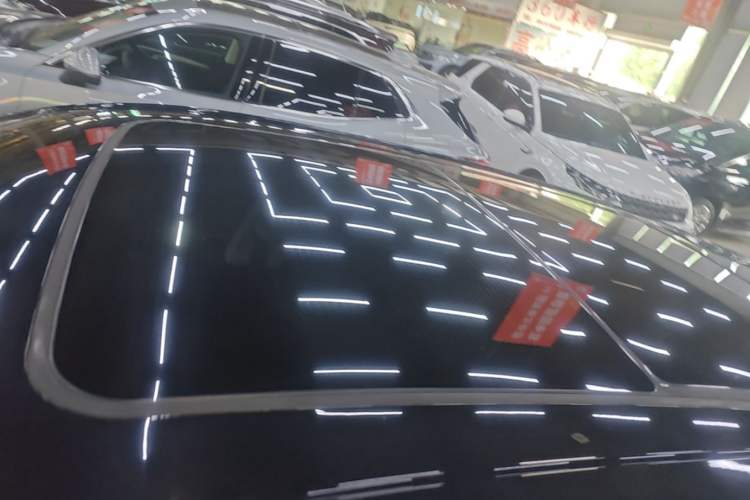 Used Buick Envision 2025 25T Entry-Grade Platinum Edition Roof