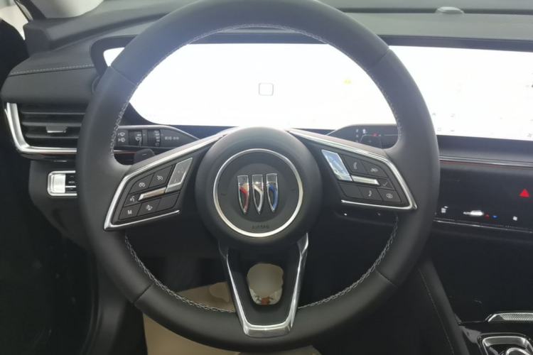 Used Buick Envision 2025 25T Entry-Grade Platinum Edition Steering Wheel
