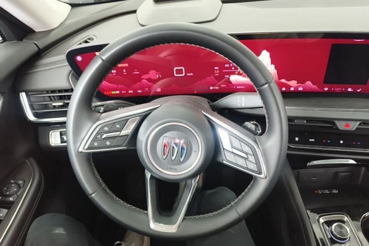 Used Buick Envision 2025 25T Entry-Grade Platinum Edition Steering Wheel