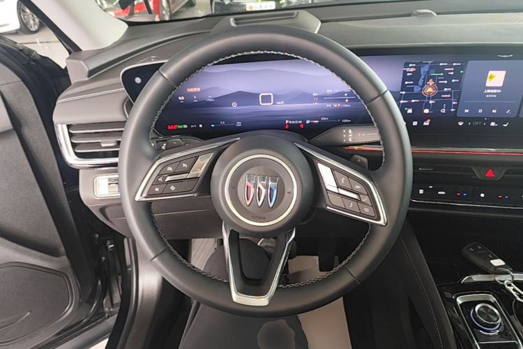 Used Buick Envision 2025 25T Entry-Grade Platinum Edition Steering Wheel