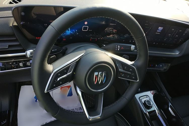 Used Buick Envision 2025 Encore Plus 28T Two-Wheel-Drive Platinum Edition Steering Wheel