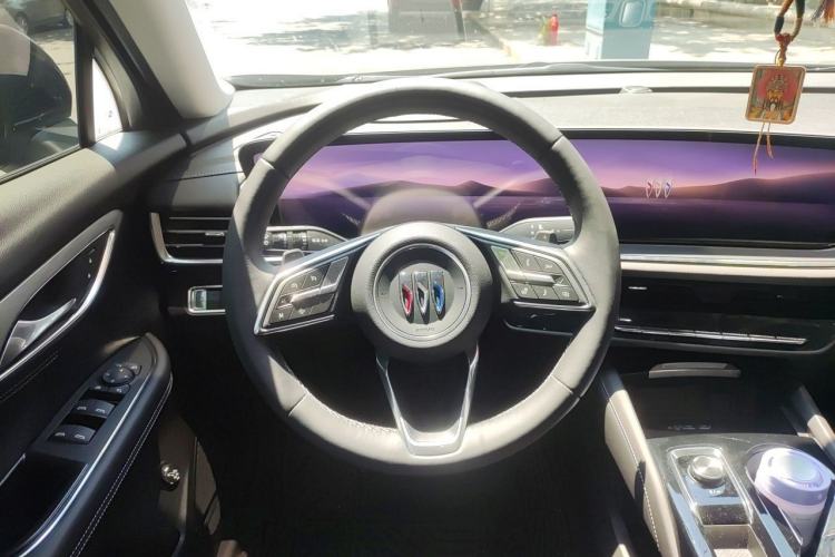Used Buick Envision 2025 Encore Plus 28T Two-Wheel-Drive Platinum Edition Steering Wheel