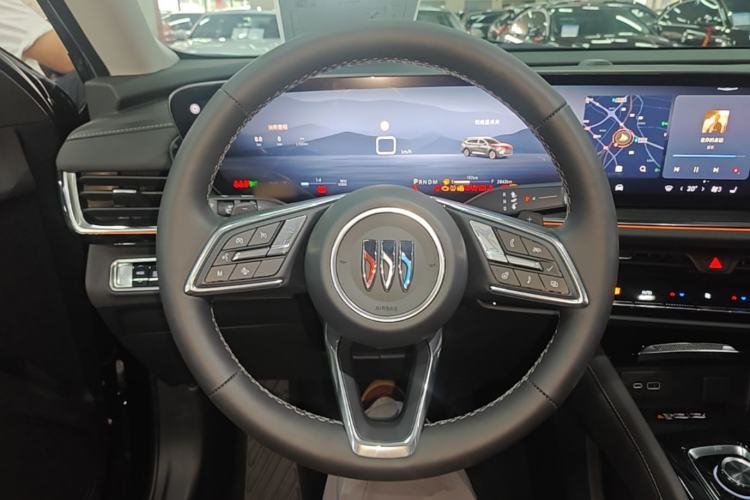 Used Buick Envision 2025 Encore Plus 28T Two-Wheel-Drive Platinum Edition Steering Wheel