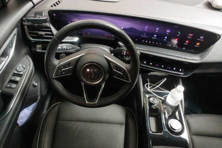 Used Buick Envision 2025 Encore Plus 28T Two-Wheel-Drive Platinum Edition Steering Wheel