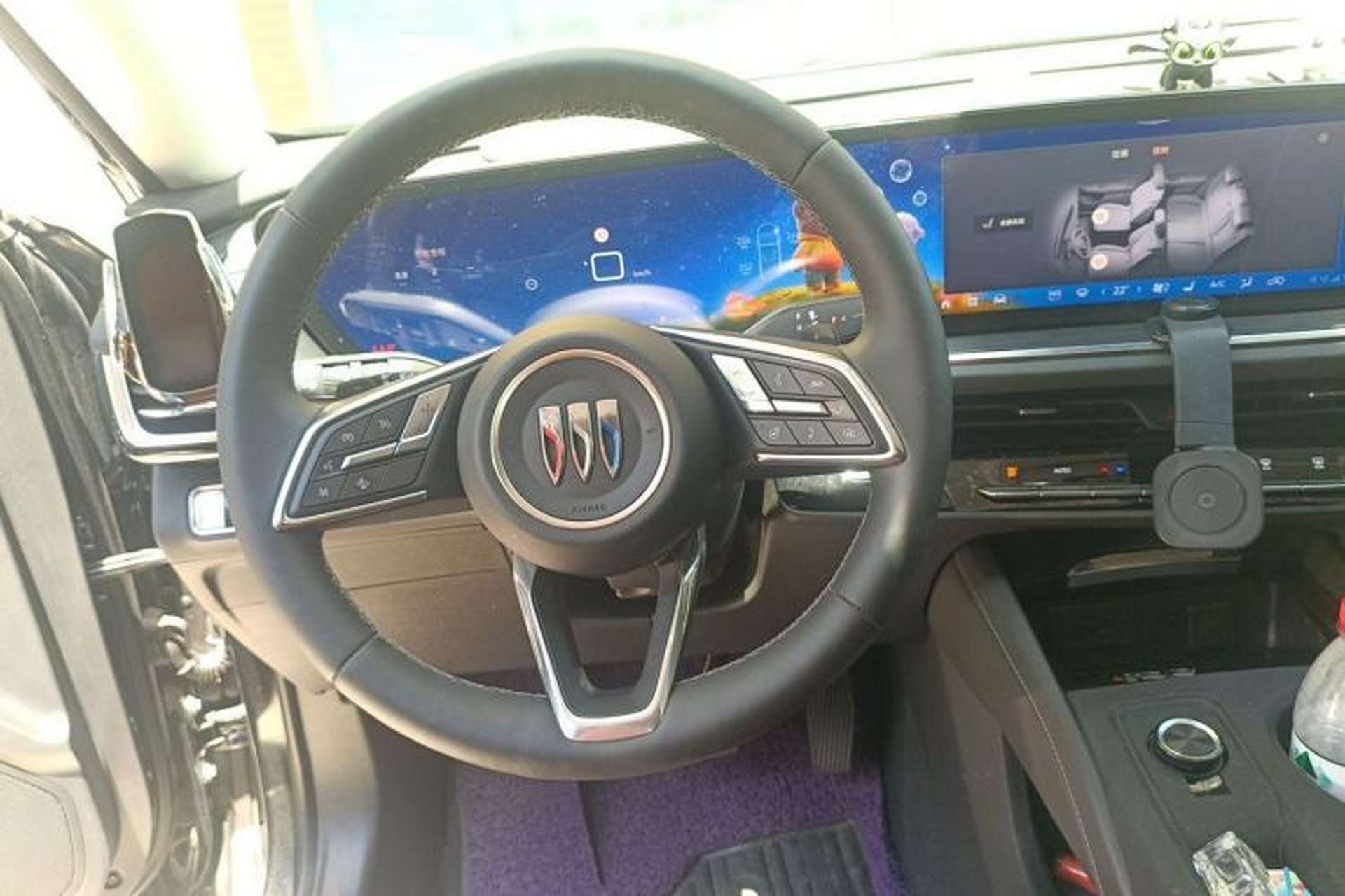 Used Buick Envision 2025 Encore Plus 28T Two-Wheel-Drive Platinum Edition Steering Wheel
