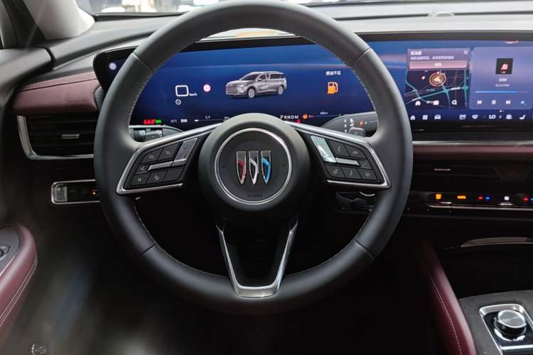 Used Buick Envision 2025 Encore Plus 28T Two-Wheel-Drive Platinum Edition Steering Wheel