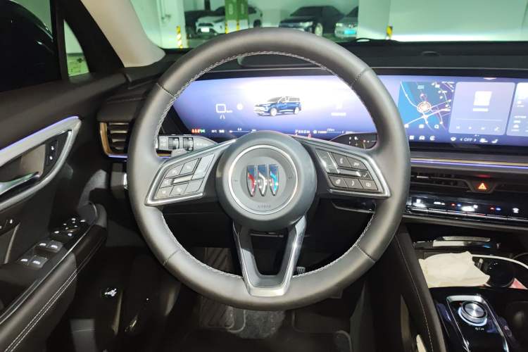 Used Buick Envision 2025 Encore Plus Four-Wheel Drive Avenir Steering Wheel