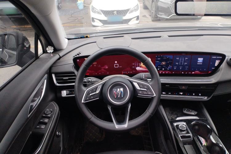 Used Buick Envision 2025 Encore Plus 28T Two-Wheel-Drive Platinum Edition Steering Wheel