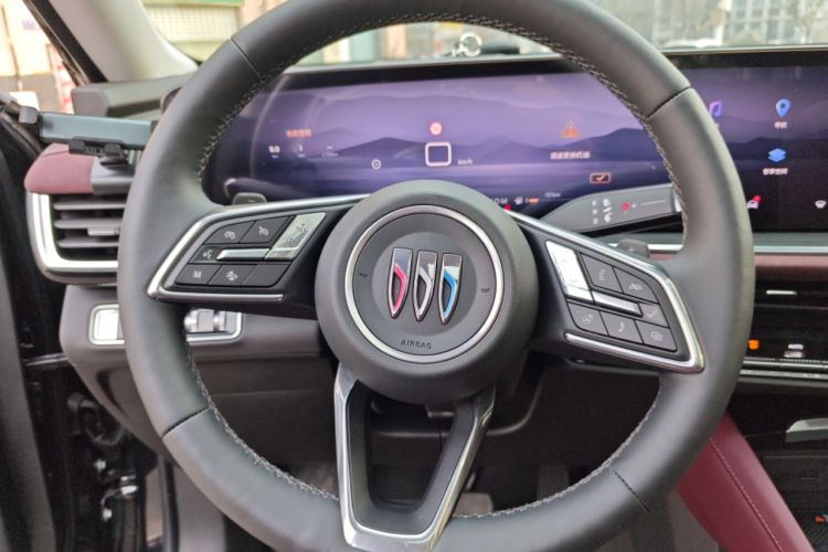 Used Buick Envision 2025 Encore Plus 28T Two-Wheel-Drive Platinum Edition Steering Wheel