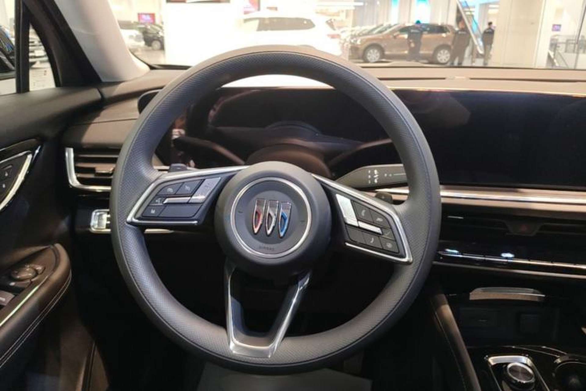 Used Buick Envision 2025 25T Platinum Edition Steering Wheel