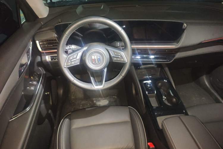 Used Buick Envision 2025 Encore Plus 28T Two-Wheel-Drive Platinum Edition Steering Wheel