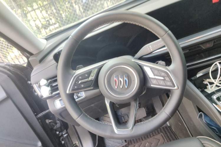 Used Buick Envision 2025 Encore Plus 28T All-Wheel-Drive Platinum Edition Steering Wheel