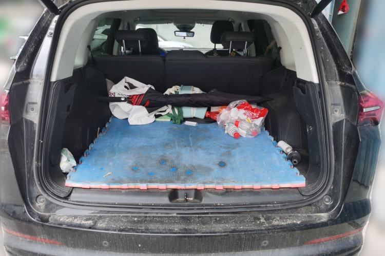 Used Buick Envision 2025 Encore Plus 28T Two-Wheel-Drive Platinum Edition Trunk