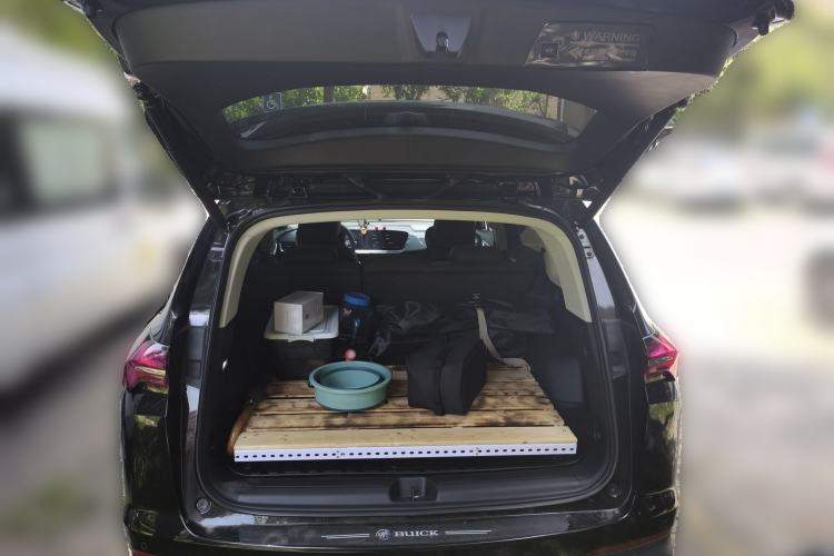 Used Buick Envision 2025 Encore Plus 28T Two-Wheel-Drive Platinum Edition Trunk