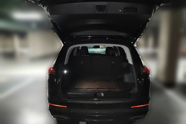 Used Buick Envision 2025 Encore Plus 28T Two-Wheel-Drive Platinum Edition Trunk