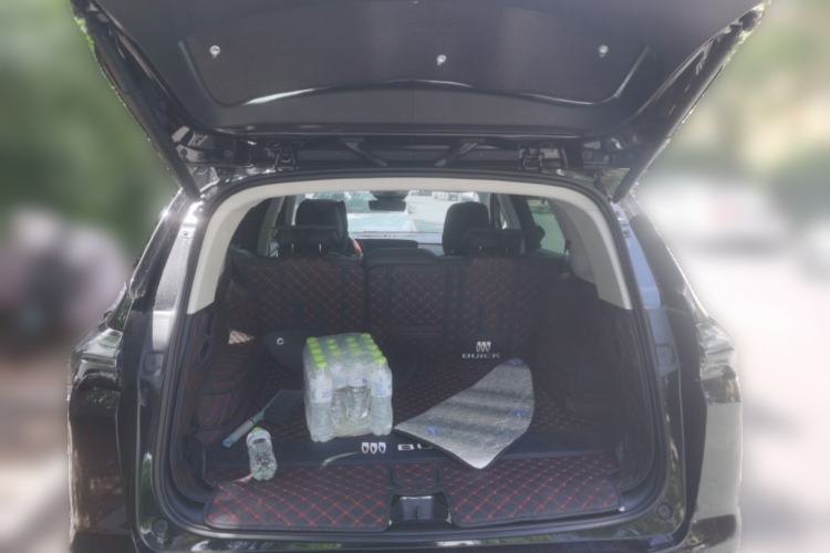 Used Buick Envision 2025 Encore Plus Four-Wheel Drive Avenir Trunk