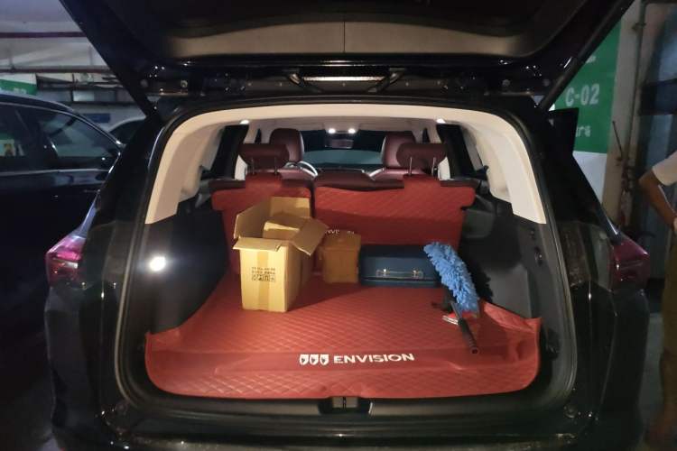 Used Buick Envision 2025 Encore Plus 28T Two-Wheel-Drive Platinum Edition Trunk