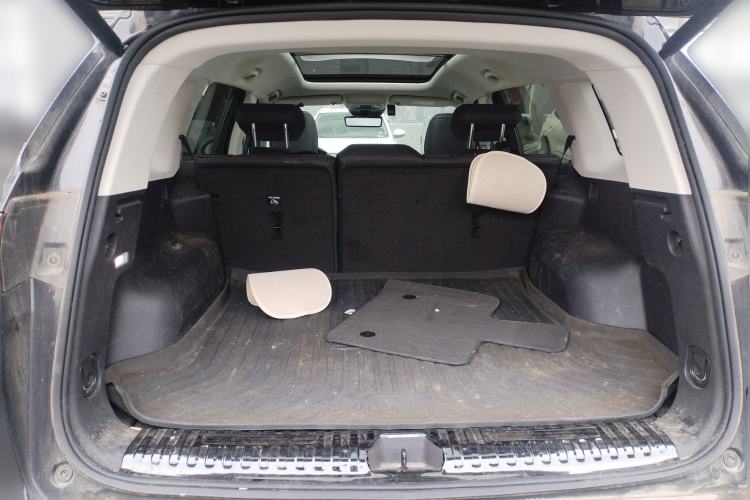 Used Buick Envision 2025 Encore Plus 28T Two-Wheel-Drive Platinum Edition Trunk