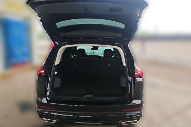 Used Buick Envision 2025 Encore Plus 28T Two-Wheel-Drive Platinum Edition Trunk