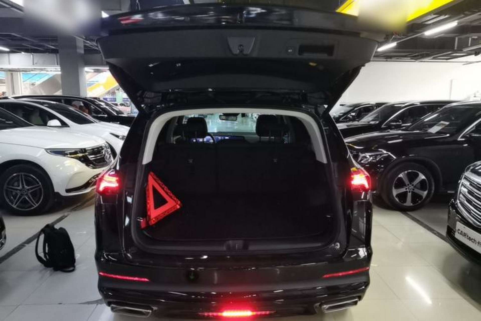 Used Buick Envision 2025 Encore Plus 28T Two-Wheel-Drive Platinum Edition Trunk