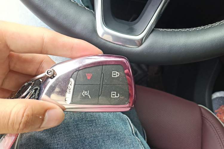 Used Buick Envision 2025 Encore Plus 28T Two-Wheel-Drive Platinum Edition Vehicle Key