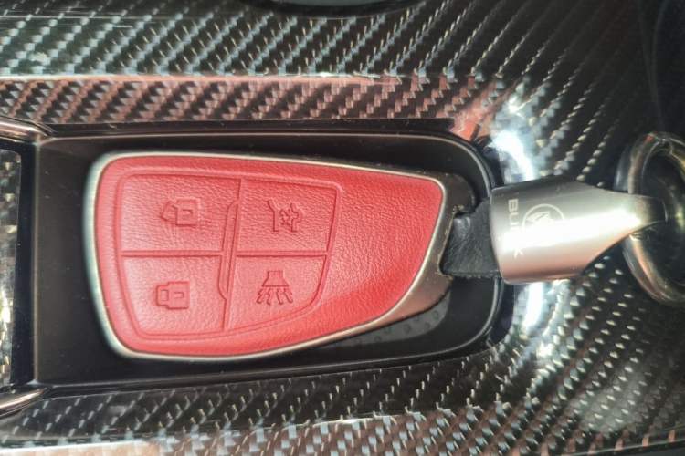 Used Buick Envision 2025 Encore Plus Four-Wheel Drive Avenir Vehicle Key