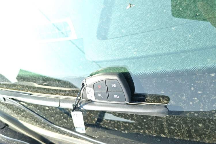Used Buick Envision 2025 Encore Plus 28T Two-Wheel-Drive Platinum Edition Vehicle Key