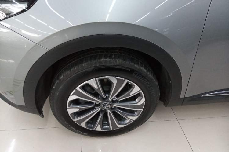 Used Buick Envision 2025 25T Entry-Grade Platinum Edition Exterior 4