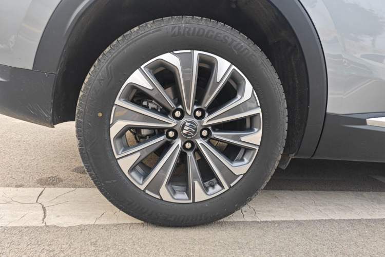 Used Buick Envision 2025 25T Entry-Grade Platinum Edition Exterior 8