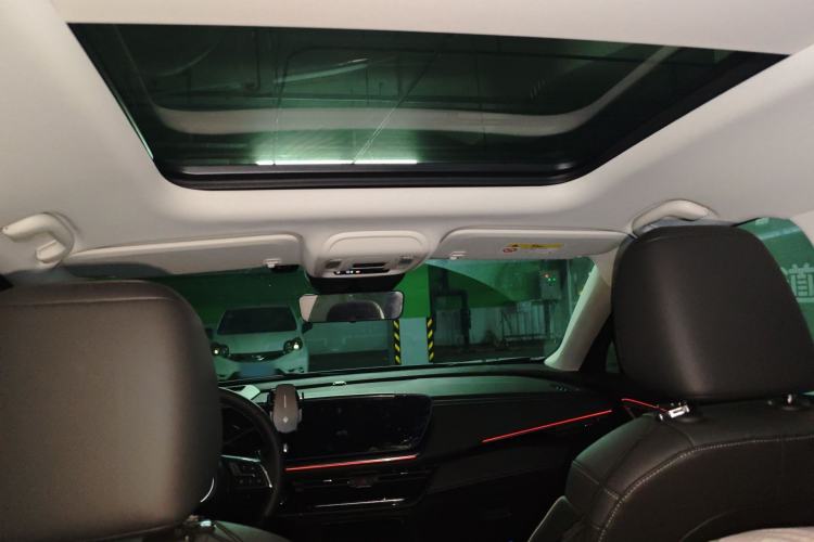 Used Buick Envision 2025 Encore Plus 28T All-Wheel-Drive Platinum Edition Headliner