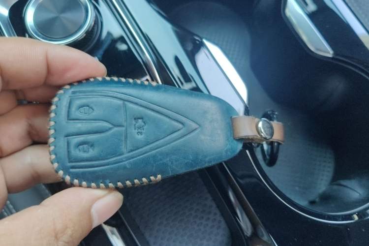 Used Buick Envision 2025 25T Entry-Grade Platinum Edition Interior 1