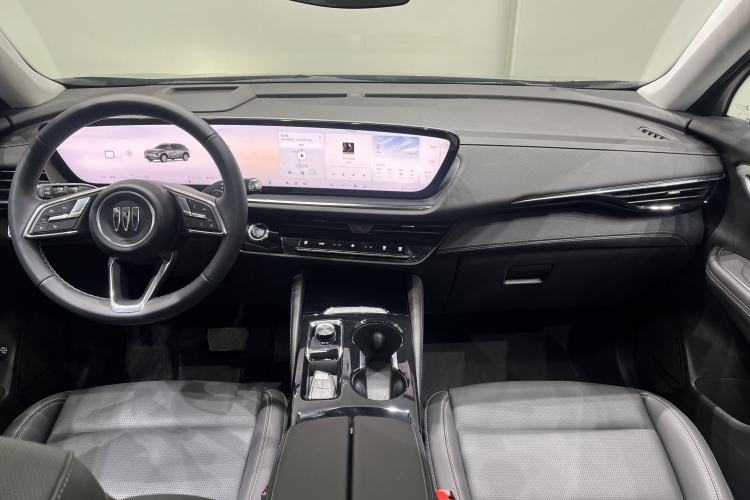 Used Buick Envision 2025 25T Entry-Grade Platinum Edition Interior 3