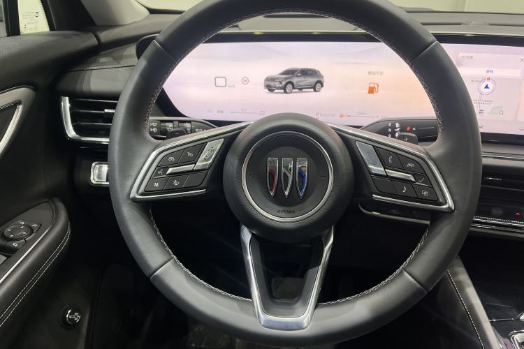 Used Buick Envision 2025 25T Entry-Grade Platinum Edition Interior 5