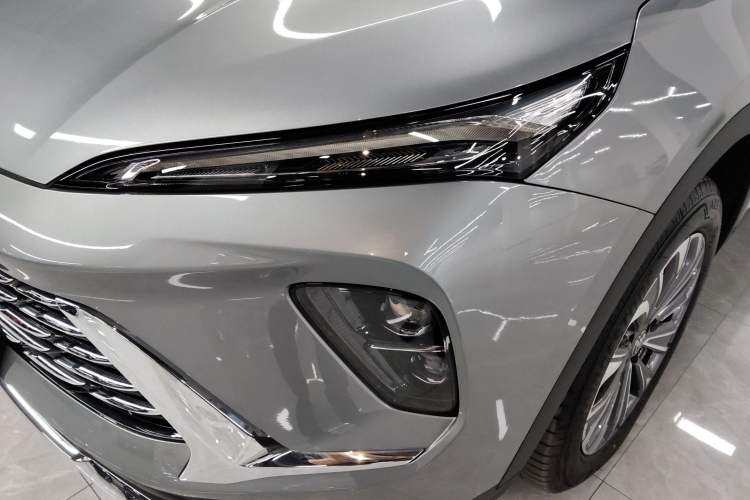Used Buick Envision 2025 25T Entry-Grade Platinum Edition Left Front Headlight