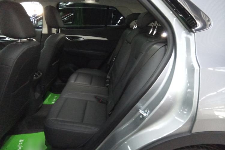 Used Buick Envision 2025 25T Entry-Grade Platinum Edition Left Rear Seat