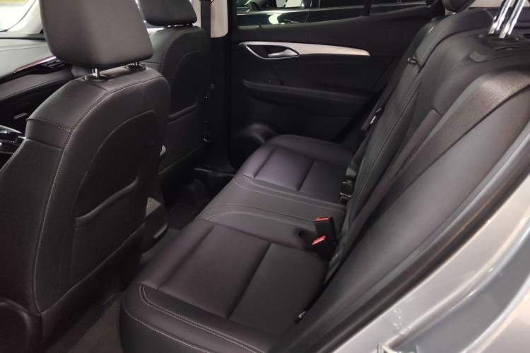 Used Buick Envision 2025 25T Entry-Grade Platinum Edition Left Rear Seat