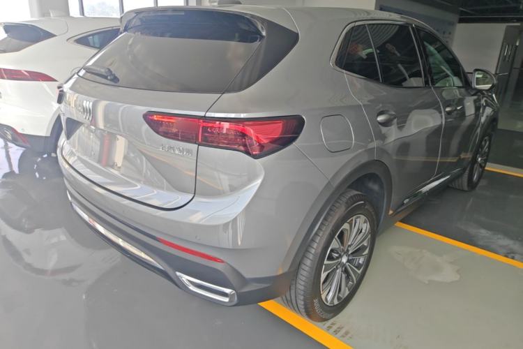 Used Buick Envision 2025 25T Entry-Grade Platinum Edition Rear Right 45 Deg