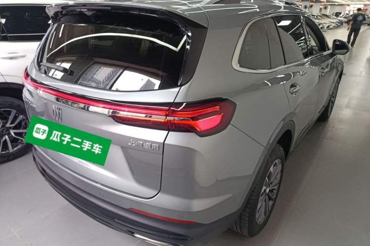 Used Buick Envision 2025 Encore Plus 28T Two-Wheel-Drive Platinum Edition Rear Right 45 Deg