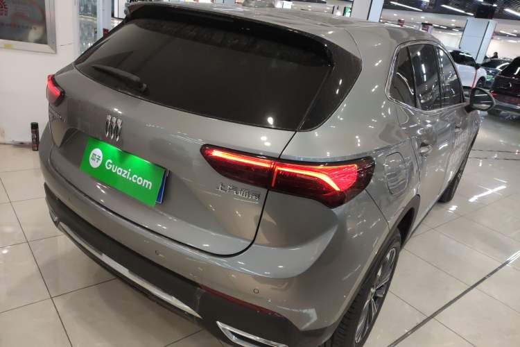 Used Buick Envision 2025 25T Entry-Grade Platinum Edition Rear Right 45 Deg