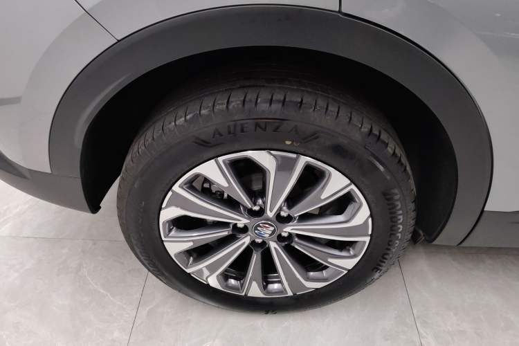 Used Buick Envision 2025 25T Entry-Grade Platinum Edition Right Rear Wheel Hub
