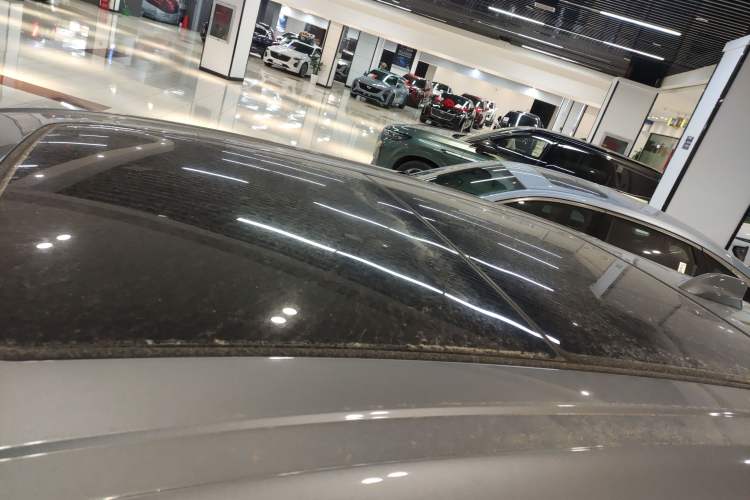 Used Buick Envision 2025 25T Entry-Grade Platinum Edition Roof