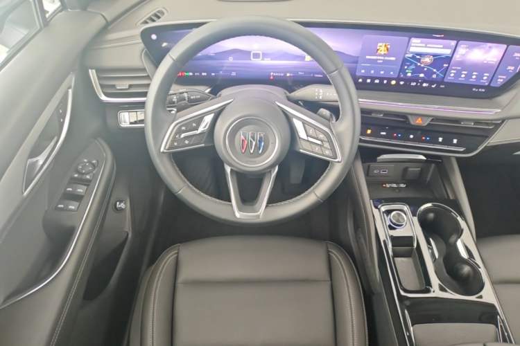 Used Buick Envision 2025 25T Entry-Grade Platinum Edition Steering Wheel