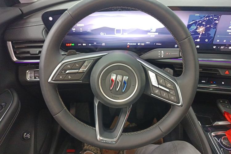 Used Buick Envision 2025 Encore Plus 28T Two-Wheel-Drive Platinum Edition Steering Wheel
