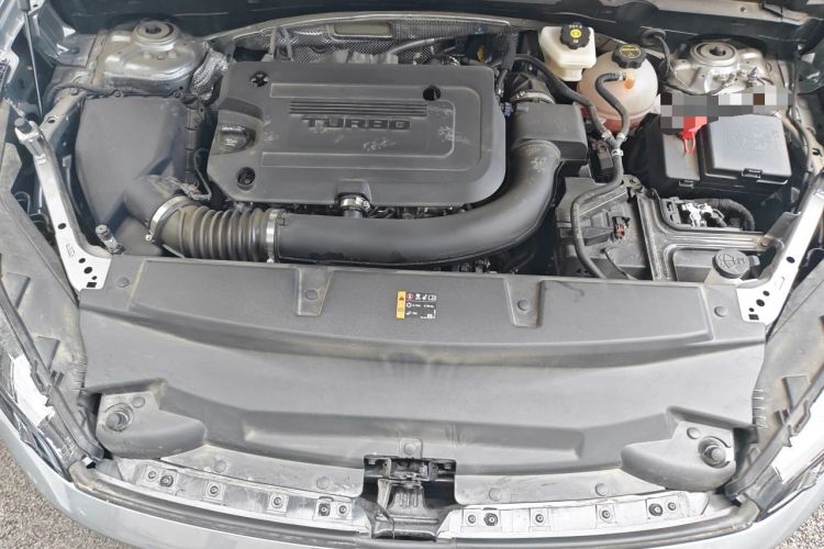 Used Buick Envision 2025 Encore Plus Four-Wheel Drive Avenir Engine Bay
