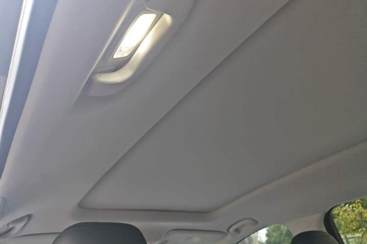 Used Buick Envision 2025 Encore Plus Four-Wheel Drive Avenir Headliner