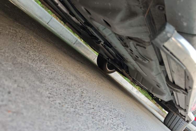 Used Buick Envision 2025 Encore Plus Four-Wheel Drive Avenir Chassis Front Left