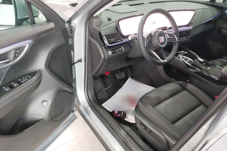 Used Buick Envision 2025 25T Entry-Grade Platinum Edition Driver Seat